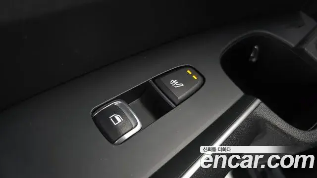 Kia Sorento 2024 — ფოტო 18/34