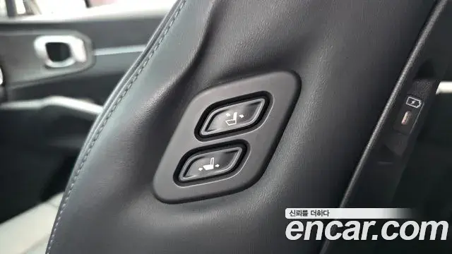 Kia Sorento 2024 — ფოტო 32/34