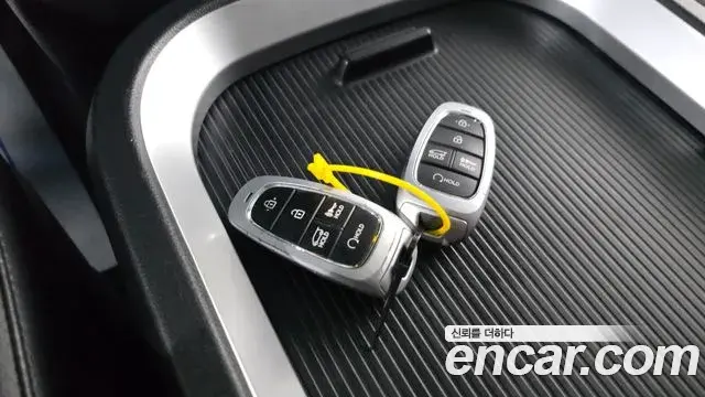 Hyundai Staria 2021 — Photo 18/20