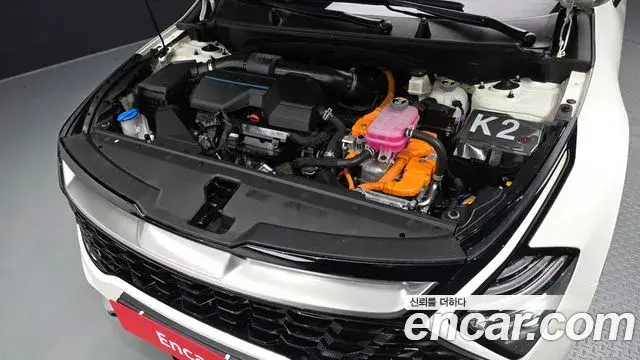 Kia Sportage 2023 — ფოტო 8/37