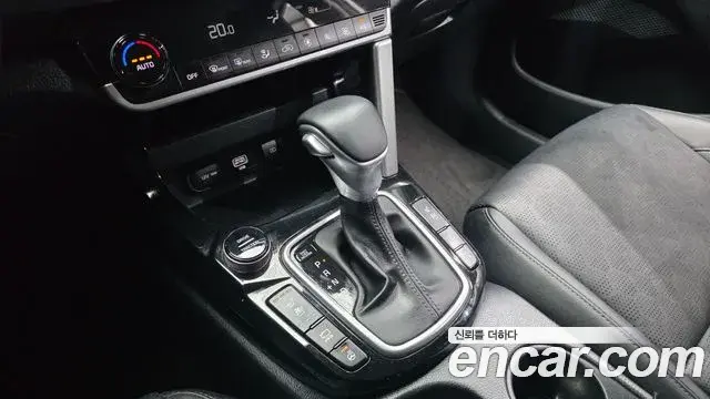 Kia Seltos 2020 — Photo 16/31