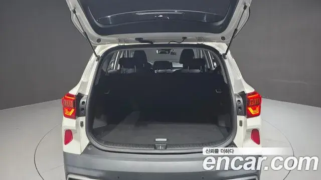 Kia Seltos 2020 — Photo 9/31