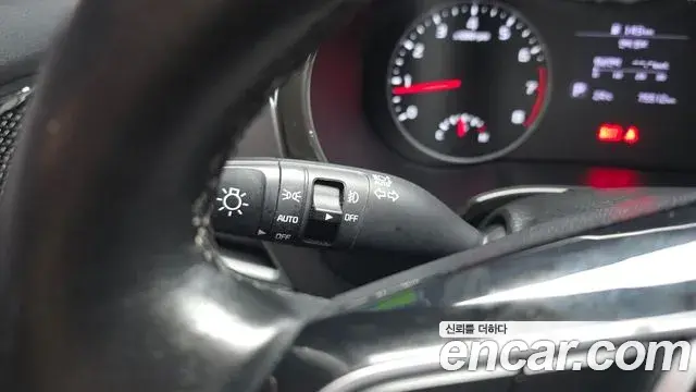 Kia Seltos 2020 — Photo 8/31