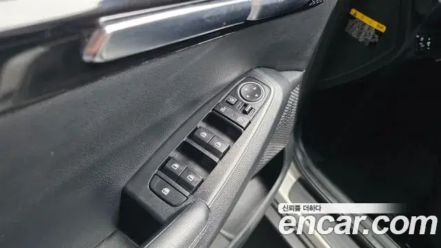 Kia Seltos 2020 — Photo 18/31
