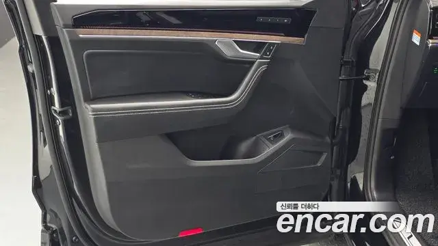 Volkswagen Touareg 2024 — Photo 35/37