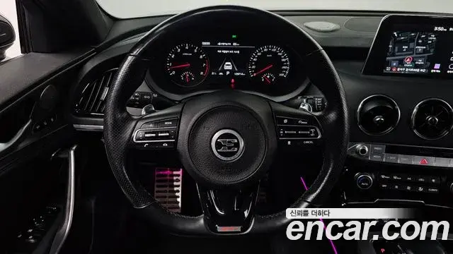 Kia Stinger 2019 — Photo 13/20