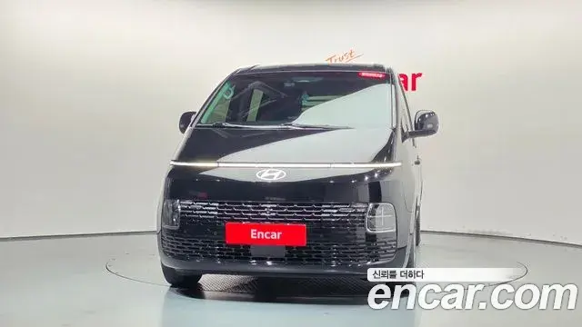 Hyundai Staria 2024 — Photo 3/20