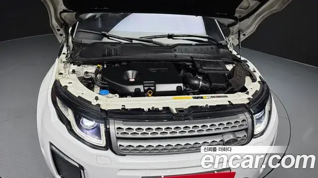 Land Rover Range Rover Evoque 2018 — Photo 28/30
