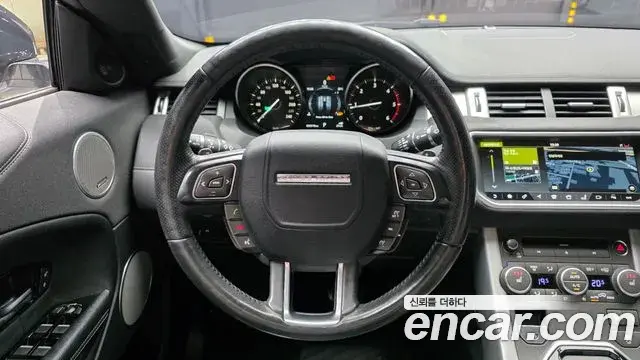Land Rover Range Rover Evoque 2018 — Photo 13/30