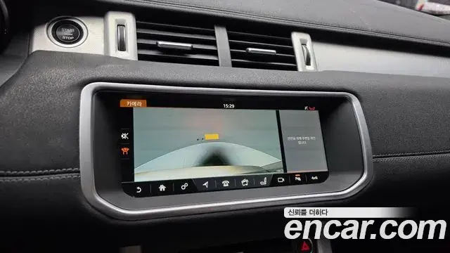 Land Rover Range Rover Evoque 2018 — Photo 16/30