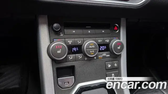 Land Rover Range Rover Evoque 2018 — Photo 25/30
