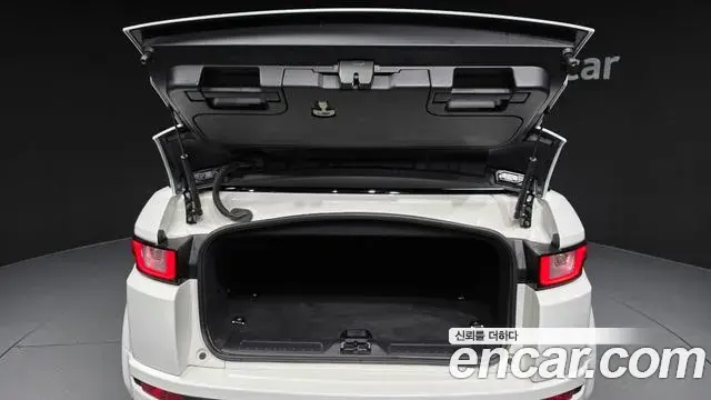 Land Rover Range Rover Evoque 2018 — Photo 18/30