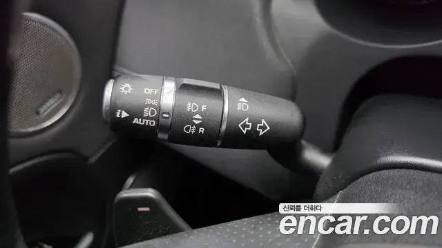 Land Rover Range Rover Evoque 2018 — Photo 8/30