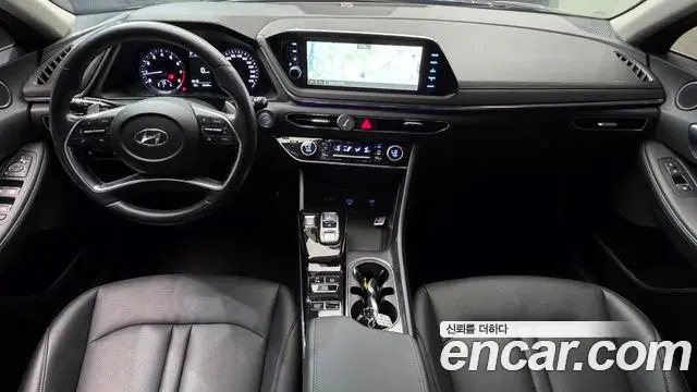 Hyundai Sonata 2022 — Фото 7/20