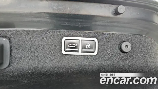 Genesis G70 2022 — Photo 26/37
