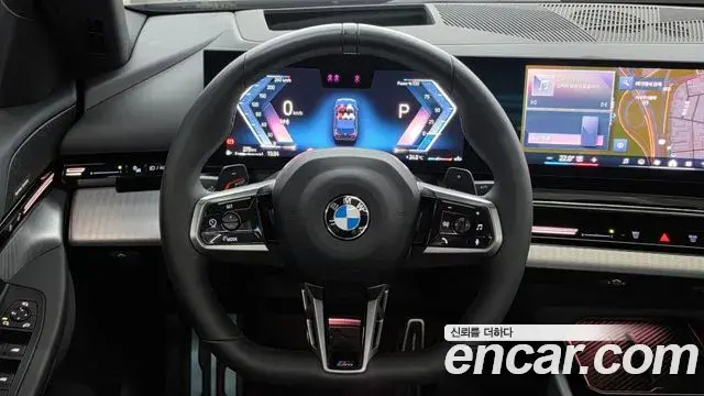 BMW 5 Series 2024 — Фото 14/20