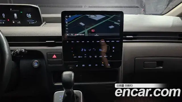 Hyundai Staria 2024 — Фото 13/20