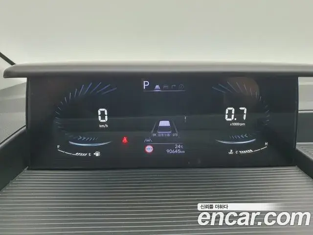 Hyundai Staria 2023 — Фото 20/20