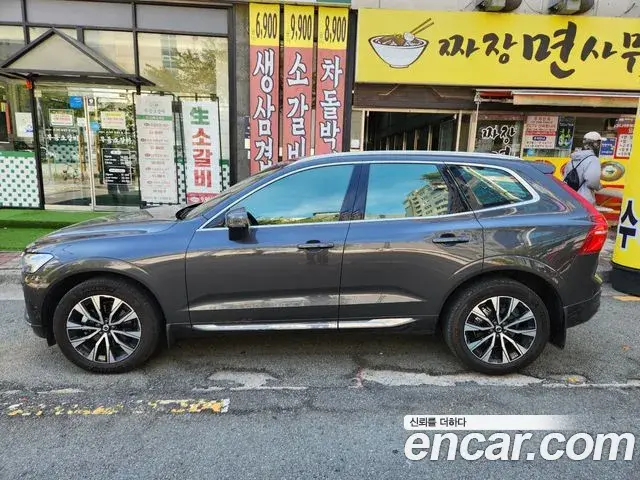 Volvo XC60 2024 — Фото 2/20