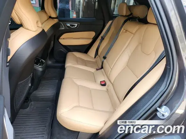 Volvo XC60 2024 — Фото 20/20
