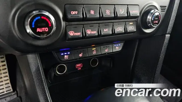 Kia Sportage The Bold 2019 — Фото 15/20
