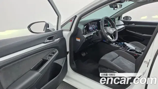 Volkswagen Golf 2026 — Şəkil 4/36