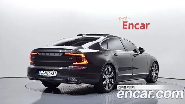 Volvo S90 2021 — Фото 2/20