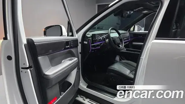 Hyundai Santa Fe 2023 — Фото 10/20
