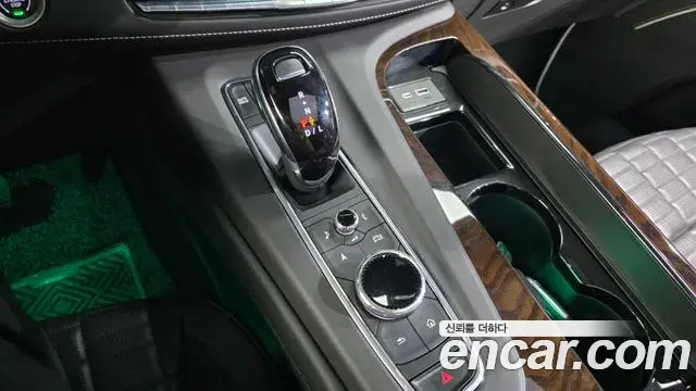 Cadillac Escalade 2022 — Photo 6/38