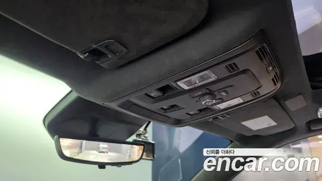 Cadillac Escalade 2022 — Photo 17/38