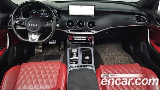 Kia Stinger Meister 2022 — Photo 30/35