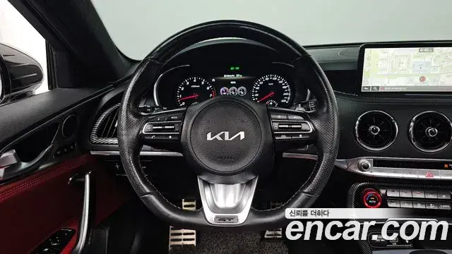 Kia Stinger Meister 2022 — Photo 11/35