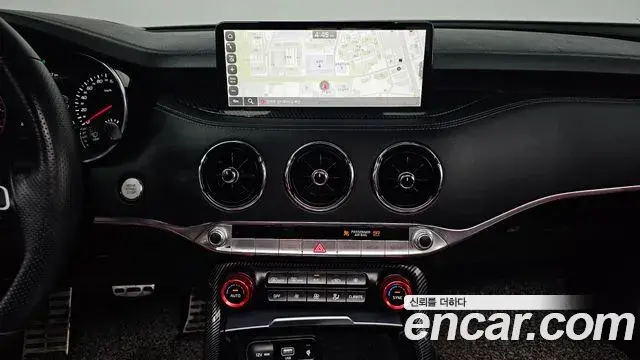 Kia Stinger Meister 2022 — Photo 3/35