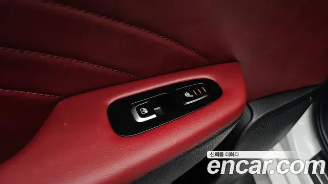 Kia Stinger Meister 2022 — Photo 35/35