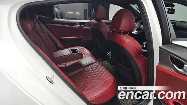 Kia Stinger Meister 2022 — Photo 20/35