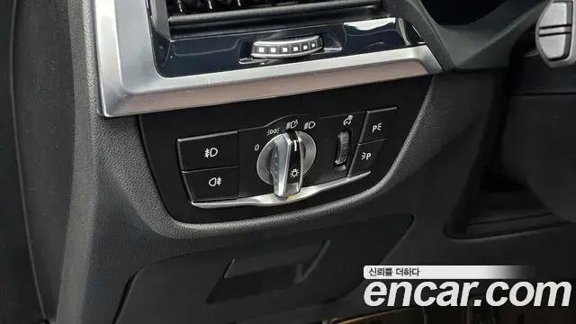 BMW X4 2020 — Фото 13/20