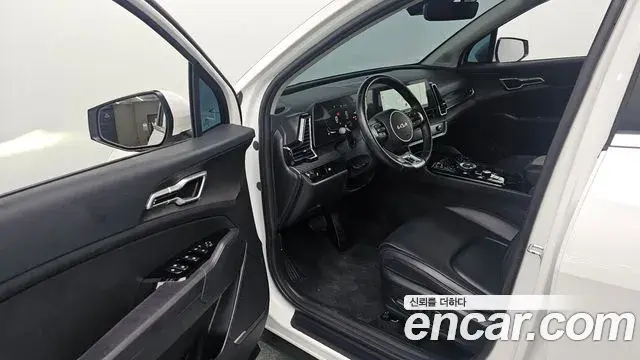 Kia Sportage 2022 — Фото 8/20