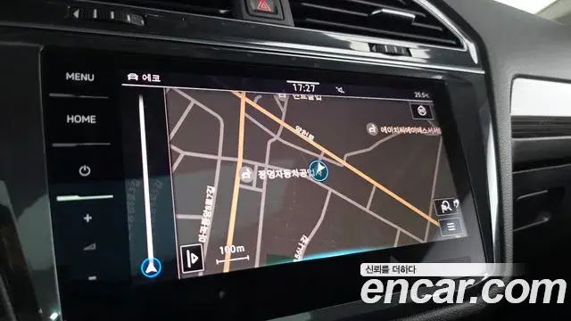 Volkswagen Tiguan Allspace 2023 — ფოტო 2/38