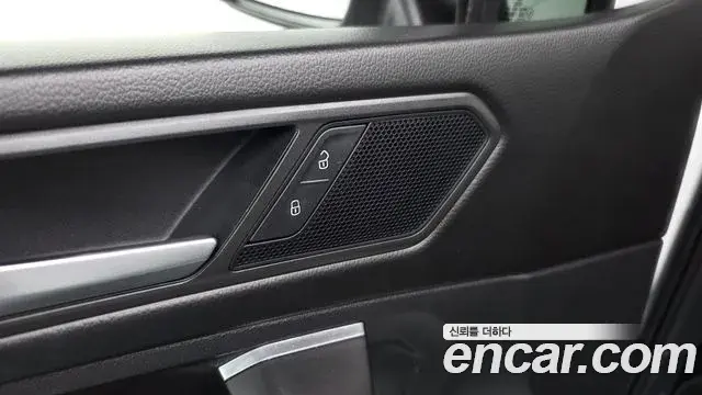 Volkswagen Tiguan Allspace 2023 — ფოტო 7/38