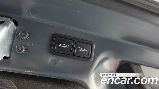 Hyundai Staria 2023 — Фото 16/20