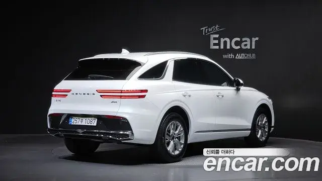 Genesis GV70 2025 — Photo 28/31