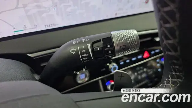 Genesis GV70 2025 — Photo 12/31