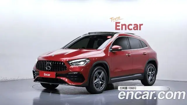 Mercedes-Benz GLA-Class 2022 — Фото 1/20