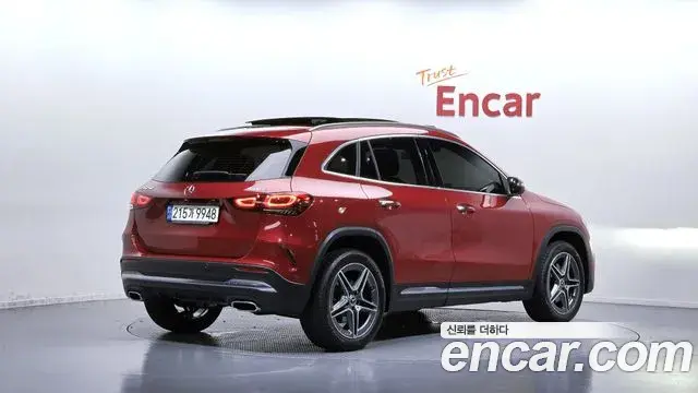 Mercedes-Benz GLA-Class 2022 — Фото 2/20