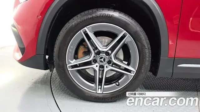 Mercedes-Benz GLA-Class 2022 — Фото 5/20