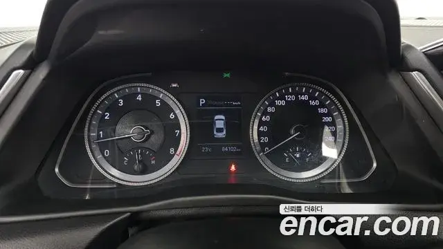 Hyundai Sonata 2020 — Фото 8/20
