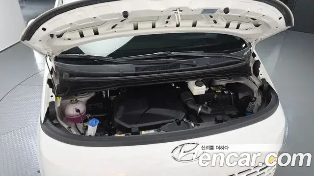 Hyundai Staria 2022 — Фото 6/20