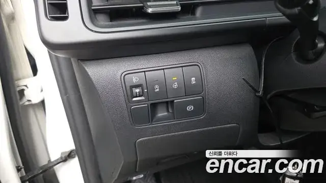 Hyundai Staria 2022 — Фото 18/20