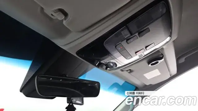 Hyundai Staria 2022 — Фото 20/20