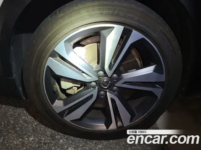 Volvo V60 Cross Country 2020 — Photo 12/20
